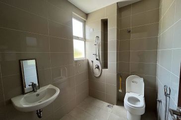 Suria Villa @ Sungai Long