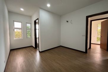 Suria Villa @ Sungai Long