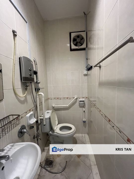 Bandar Tun Hussien Onn,2 Sty Superlink [25x75]Gated & Guarded, Selangor, Cheras