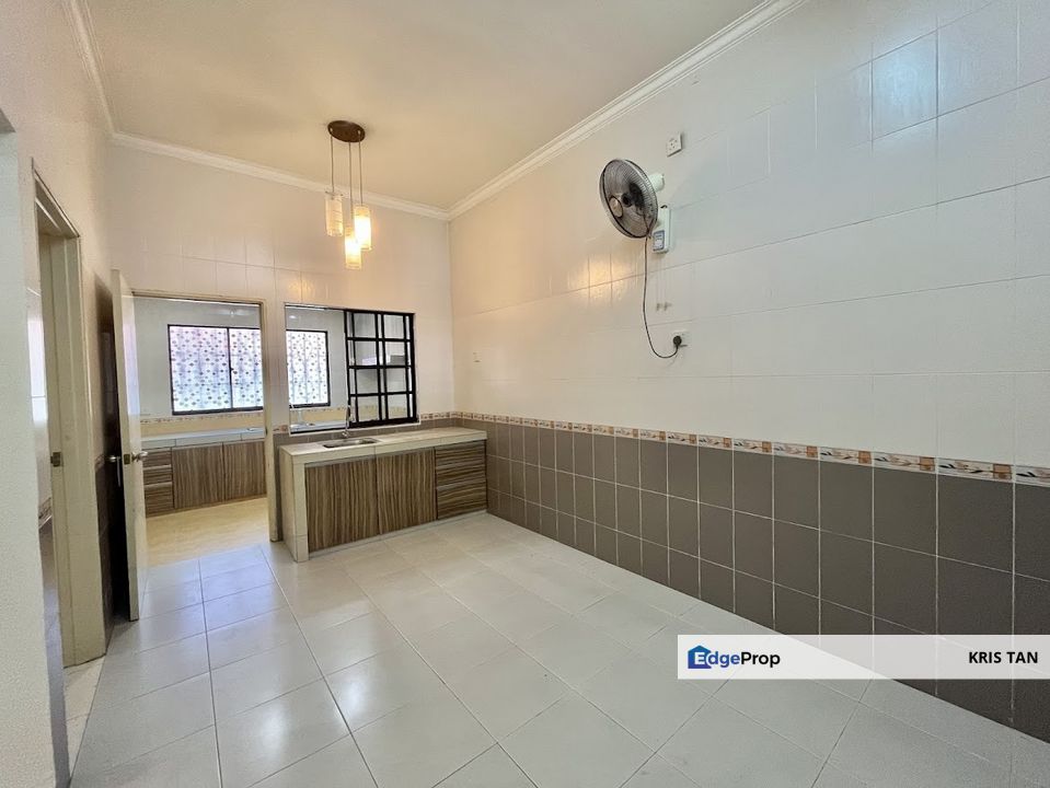 Bandar Tun Hussien Onn,2 Sty Superlink [25x75]Gated & Guarded, Selangor, Cheras