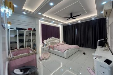 Cheras Vista 4, 3 Sty Semi D,Freehold,CORNER, Fully reno up to 1 Mil