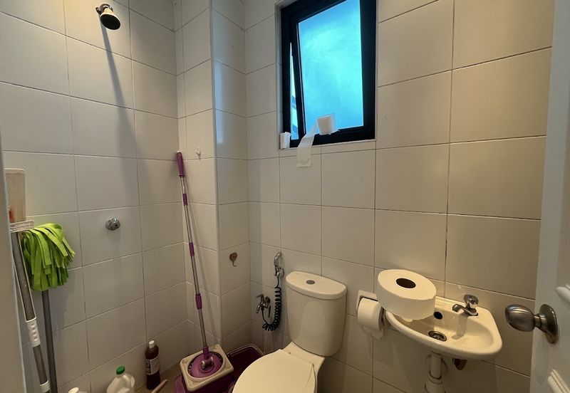 Cheras Vista 4, 3 Sty Semi D,Freehold,CORNER, Fully reno up to 1 Mil