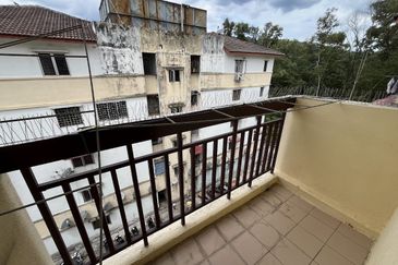 Taman Cheras Awana Apartment