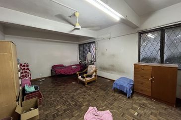 Jalan Bunga Kemboja 3