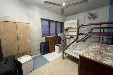 Jalan Bunga Kemboja 3