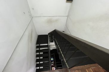 Jalan Bunga Kemboja 3