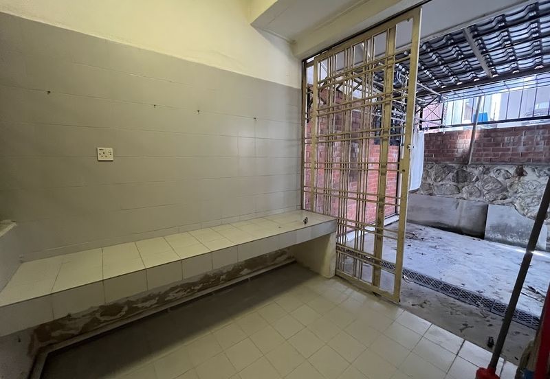 SL 4, Bandar Sungai Long