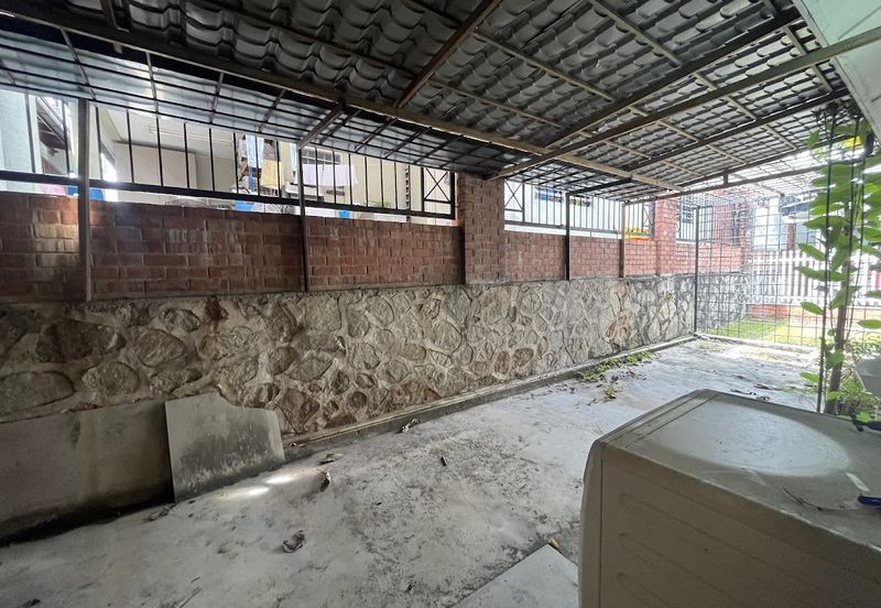 SL 4, Bandar Sungai Long