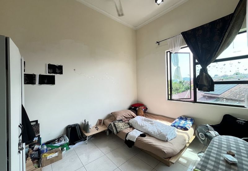 Avenue 2, Lake Valley