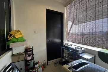 Avenue 2, Lake Valley