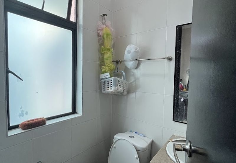 Avenue 2, Lake Valley