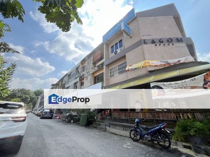 Taman Desa Aman 3 Storey Shop lot,Freehold[22x75] beside Leisure mall, Kuala Lumpur, Cheras