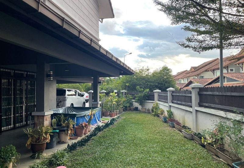 Lake Valley Avenue One,Double Storey Semi D CORNER,Freehold,L/A 6039