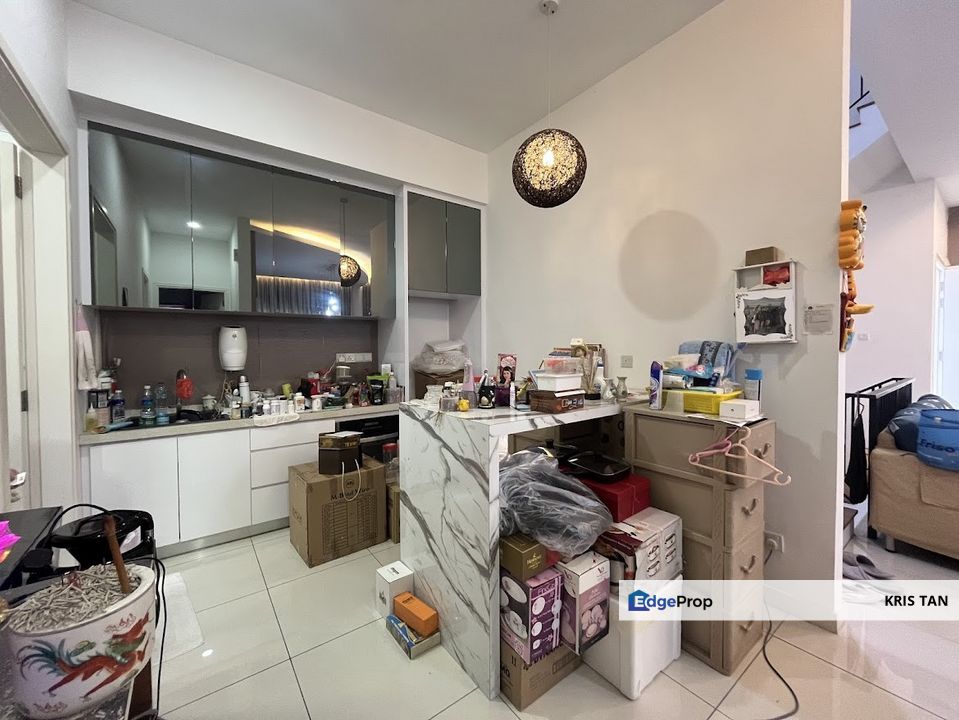 Twin Palms 2.5 Sty Semi D, Bandar Sungai Long, Renovated,Full furnish, Selangor, Kajang