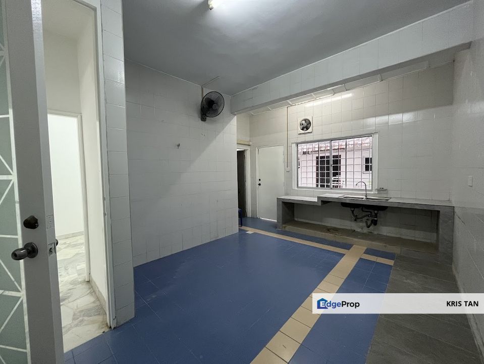 SL 7, Bandar Sungai Long[20x61]4r 3b,Renovated, Gated & Guarded, Selangor, Bandar Sungai Long