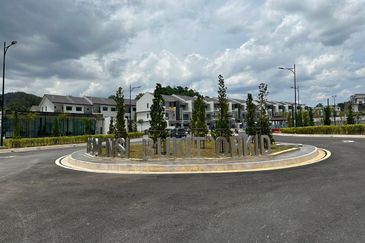 Orchid Hills (Residensi Bukit Orkid) @ 9 Miles