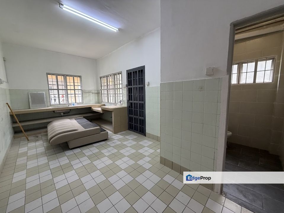 Taman Bukit Mewah,Jln Bukit Mewah,40"x105"Freehold Semi D, Selangor, Kajang