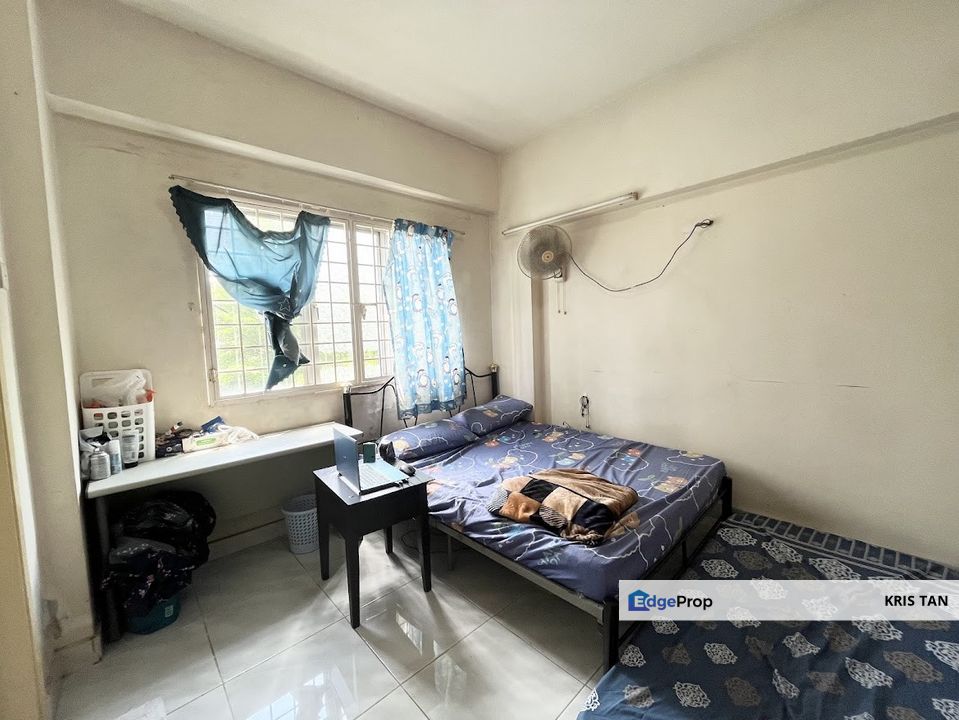 Awana Puri Condominium, Below market,1076 Sqft, Freehold, Near Mrt, Kuala Lumpur, Cheras