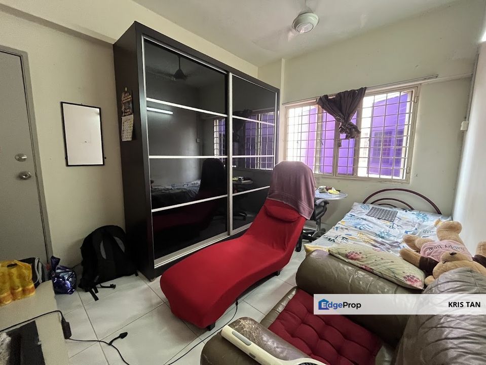 Awana Puri Condominium, Below market,1076 Sqft, Freehold, Near Mrt, Kuala Lumpur, Cheras