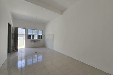 Brand New 1 Storey Terrace next to jalan Meru Tambahan