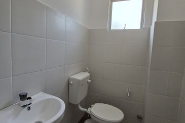 Brand New 1 Storey Terrace next to jalan Meru Tambahan