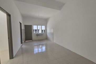 Brand New 1 Storey Terrace next to jalan Meru Tambahan
