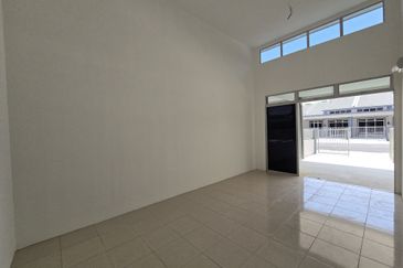 Brand New 1 Storey Terrace next to jalan Meru Tambahan