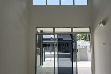 Brand New 1 Storey Terrace next to jalan Meru Tambahan