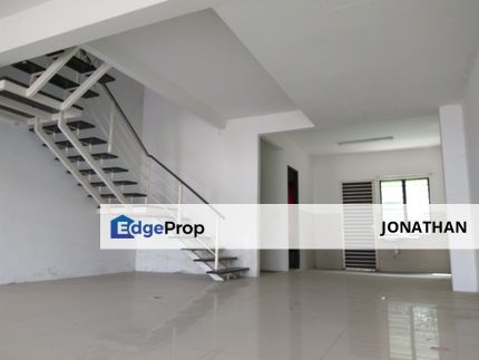 2 STOREY GATED TERRACE SEKSYEN 16 NEAR ICITY UITM, Selangor, Shah Alam