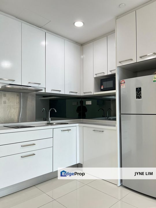 Superb Deal. Walk to KLCC, LRT. Best Options Available!, Kuala Lumpur, KL City