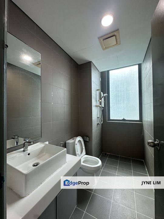 Superb Deal. Walk to KLCC, LRT. Best Options Available!, Kuala Lumpur, KL City