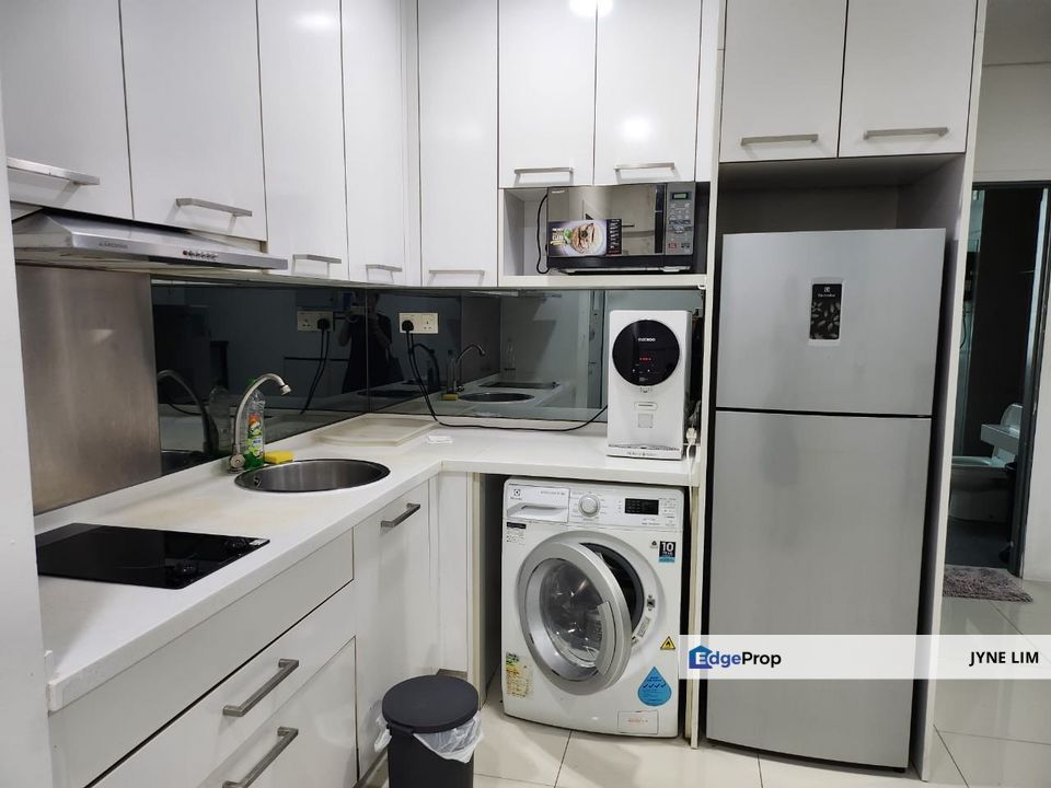 Superb Deal. Walk to KLCC, LRT. Best Options Available!, Kuala Lumpur, KL City