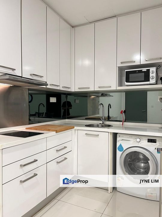 Superb Deal. Walk to KLCC, LRT. Best Options Available!, Kuala Lumpur, KL City