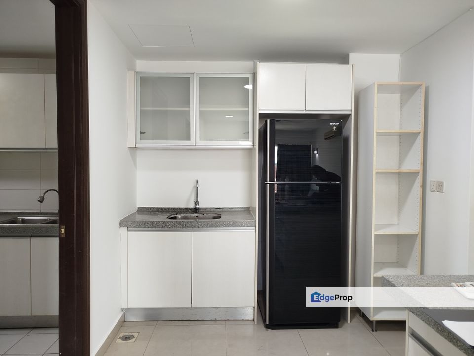 Puteri Palma Condo 1668sqft (3+1R 2+1B) for Rent (Newly Refurbished) 5th floor Pool View, Selangor, Putrajaya