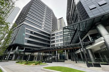 Section 13 (Seksyen 13)