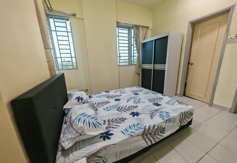 E-Tiara Serviced Apartment