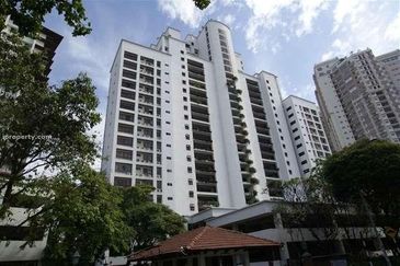 Spring & Summer Villa