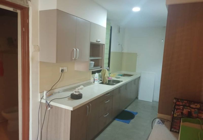 Vista Pinggiran, Taman Pinggiran Putra