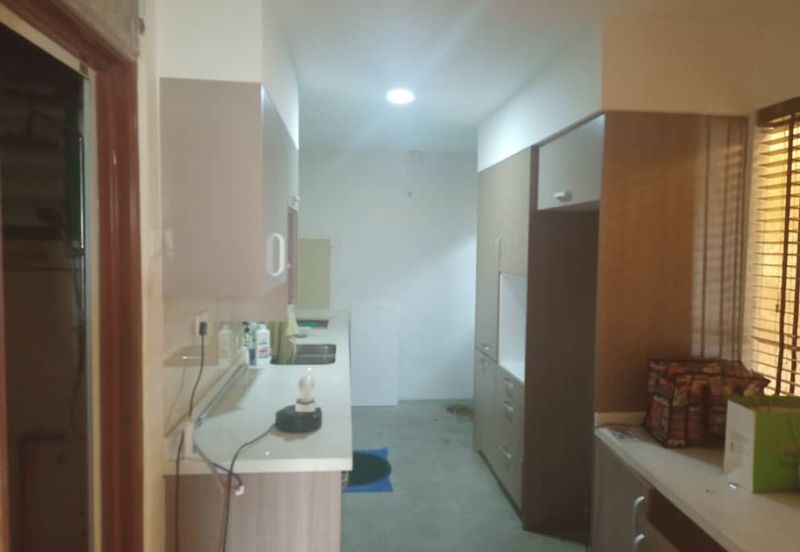 Vista Pinggiran, Taman Pinggiran Putra