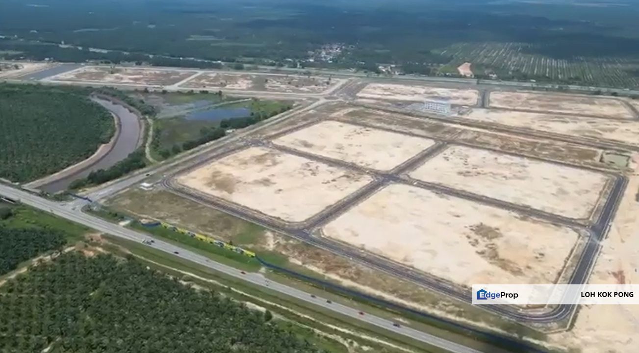 INDUSTRIAL LAND AT BANDAR UNIVERSITI PAGOH FOR SALE , Johor, Pagoh