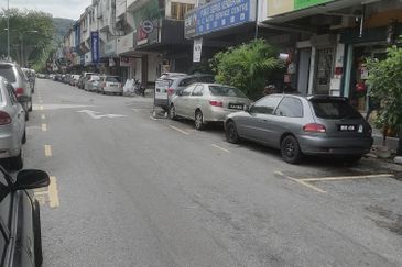 TTDI FIRST FLOOR TO LET