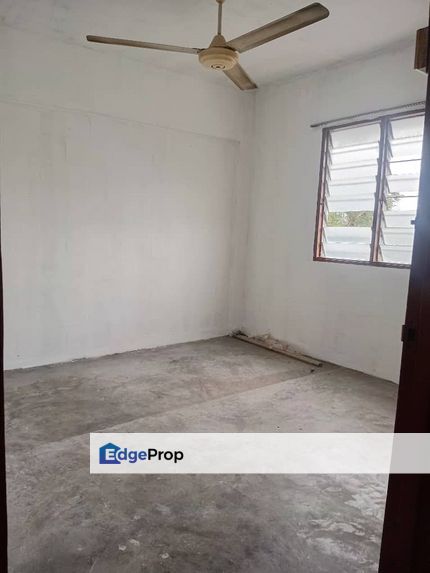 WALKING DISTANCE TO LRT AMPANG, Selangor, Ampang