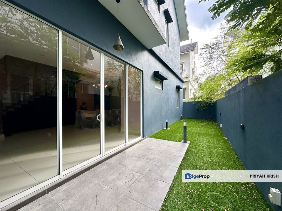 2 STOREY ENDLOT D' TEMPLER WITH LAND FULLY RENOVATED , Selangor, Rawang