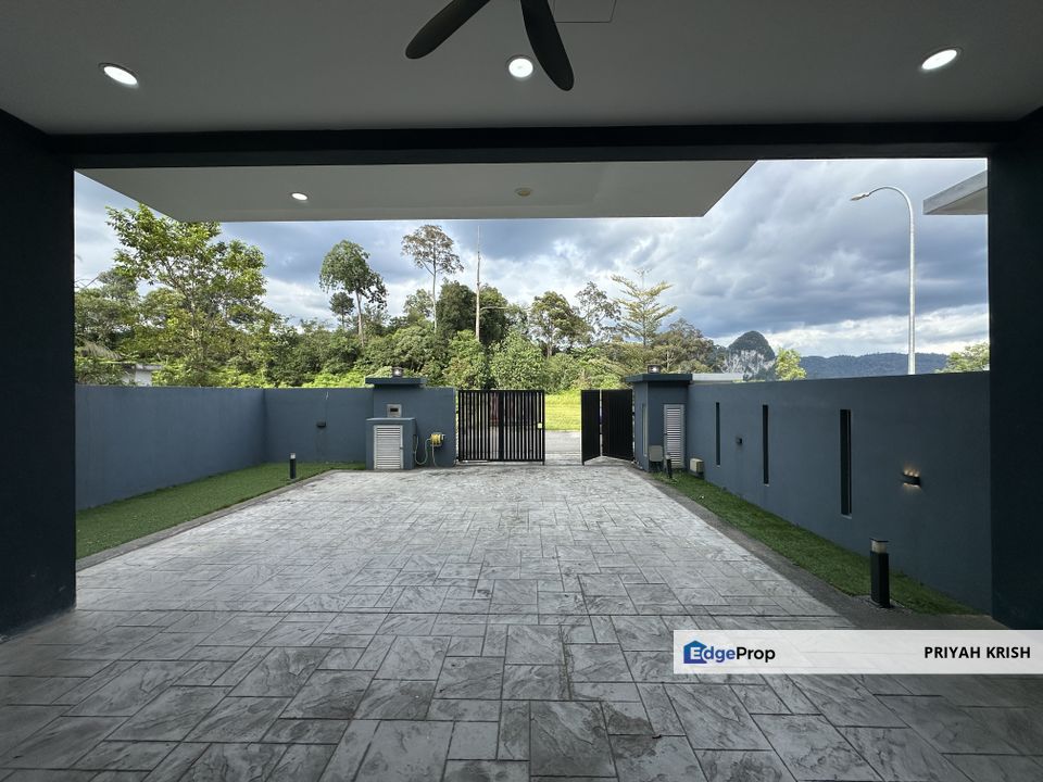 2 STOREY ENDLOT D' TEMPLER WITH LAND FULLY RENOVATED , Selangor, Rawang