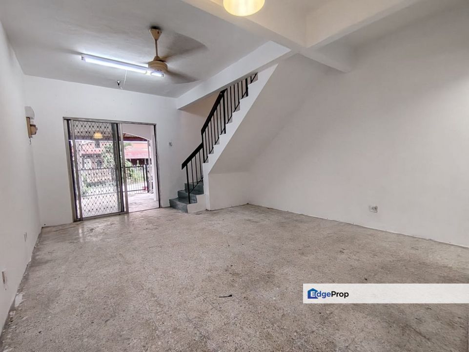 Double Storey House Taman Sri Gombak Batu Caves Refurnished, Selangor, Batu Caves 