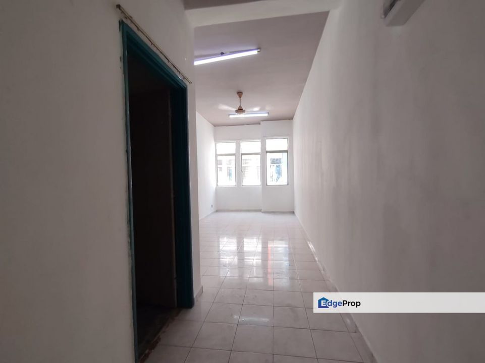 TAMAN BOLTON / BOLTON CENTREPOINT / BOLTON INDUSTRIAL PARK / GOMBAK / BATU CAVES, Selangor, Batu Caves 