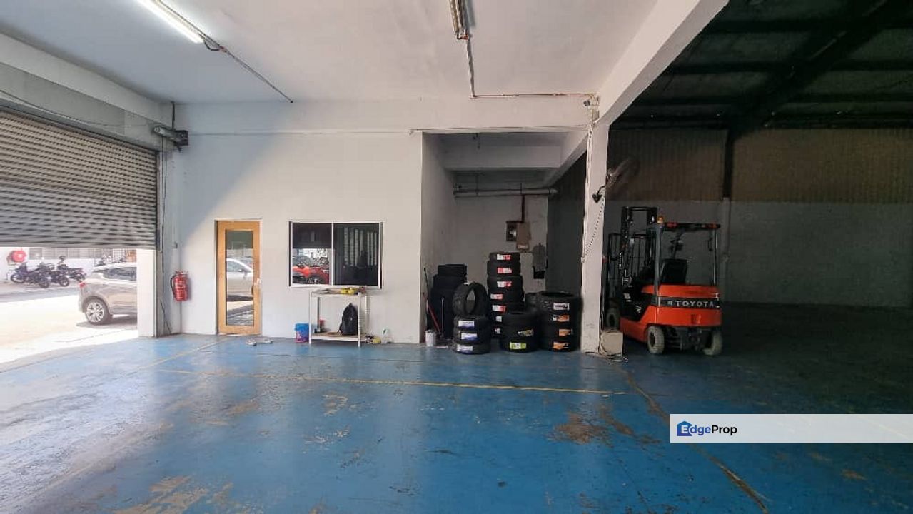 WAREHOUSE / USJ 23 SUBANG INDUSTRIAL PARK / PUCHONG / PJ, Selangor, Subang Jaya