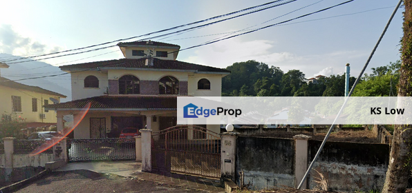 Semi-D House with Basement (End Lot with Extra Land) For Sale @ Taiping, Perak, Taiping