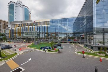 3.173 Retail lot at [USJ] for Sale