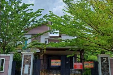 3.223. 2-Storey Detached House at Ipoh Perak For Sale